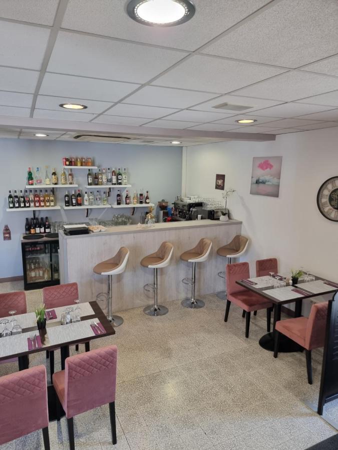 Auberge De La Nougatine Eu La Coucourde Esterno foto
